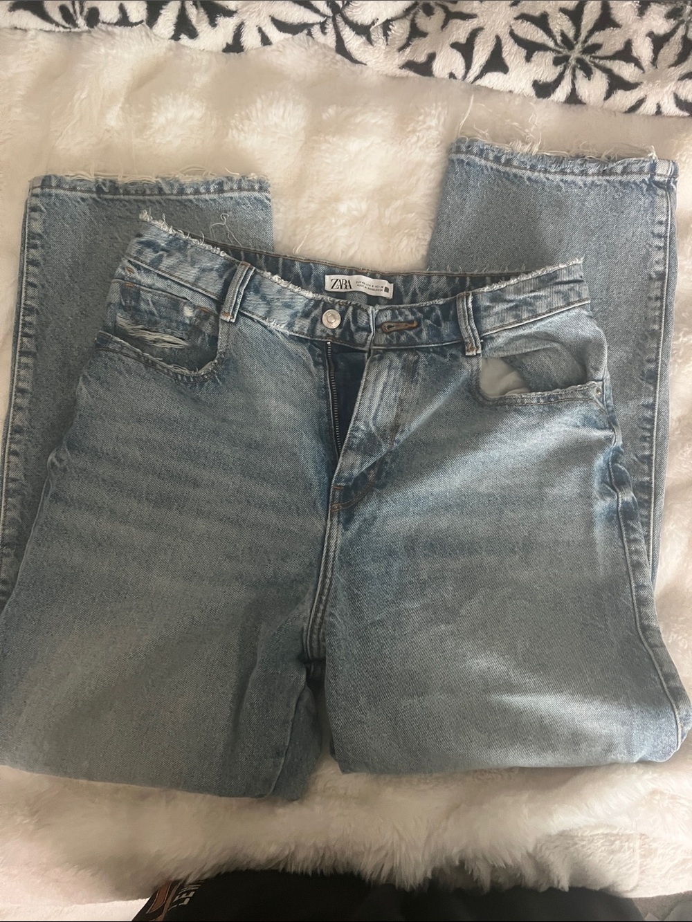 Zara Light Wash Straight-Leg Jeans